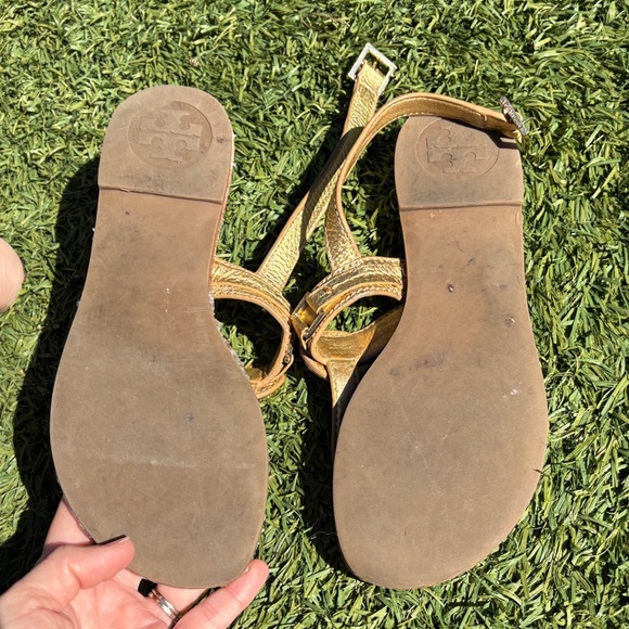 Tory Burch - RARE! Gold Sandals - Picture 6 of 9